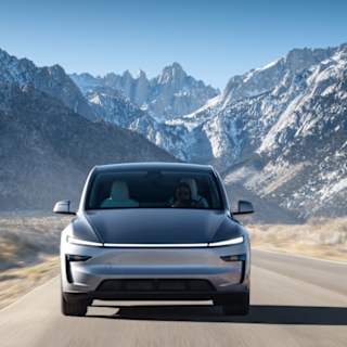Tesla delivers first car fully autonomously to customer