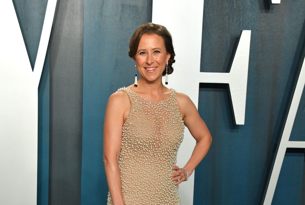 23andMe's DNA Data Sold to Wojcicki-Led Nonprofit Amid ...