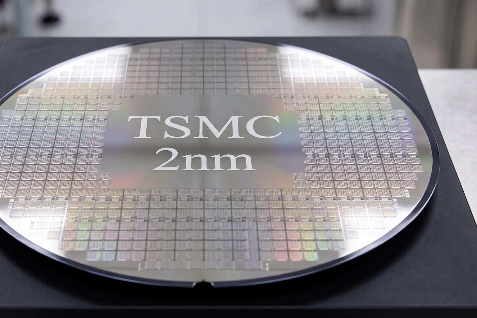 TSMC confirma aumentos de precios de obleas del 3% al 6% para 2027