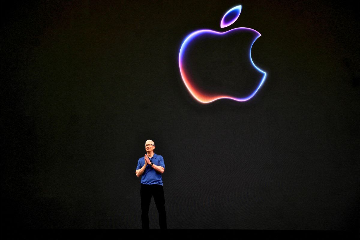 apple_reuters_1754290388226.jpg