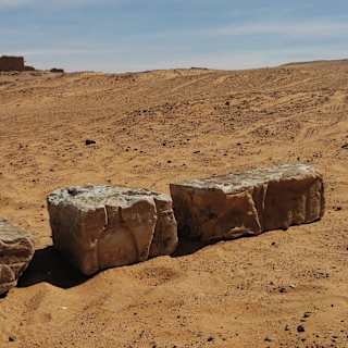 Polish archaeologists find 1,200 sites in Sudan's Bayuda Desert
