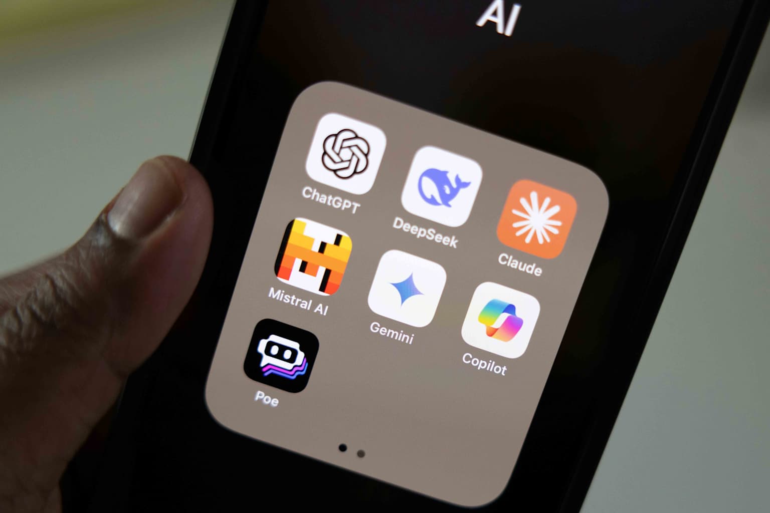 스탠포드 연구 결과, AI 챗봇이 사실과 믿음을 구별하는 데 어려움