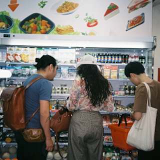 Consumer inflation expectations fall to 2025 low amid trade truce