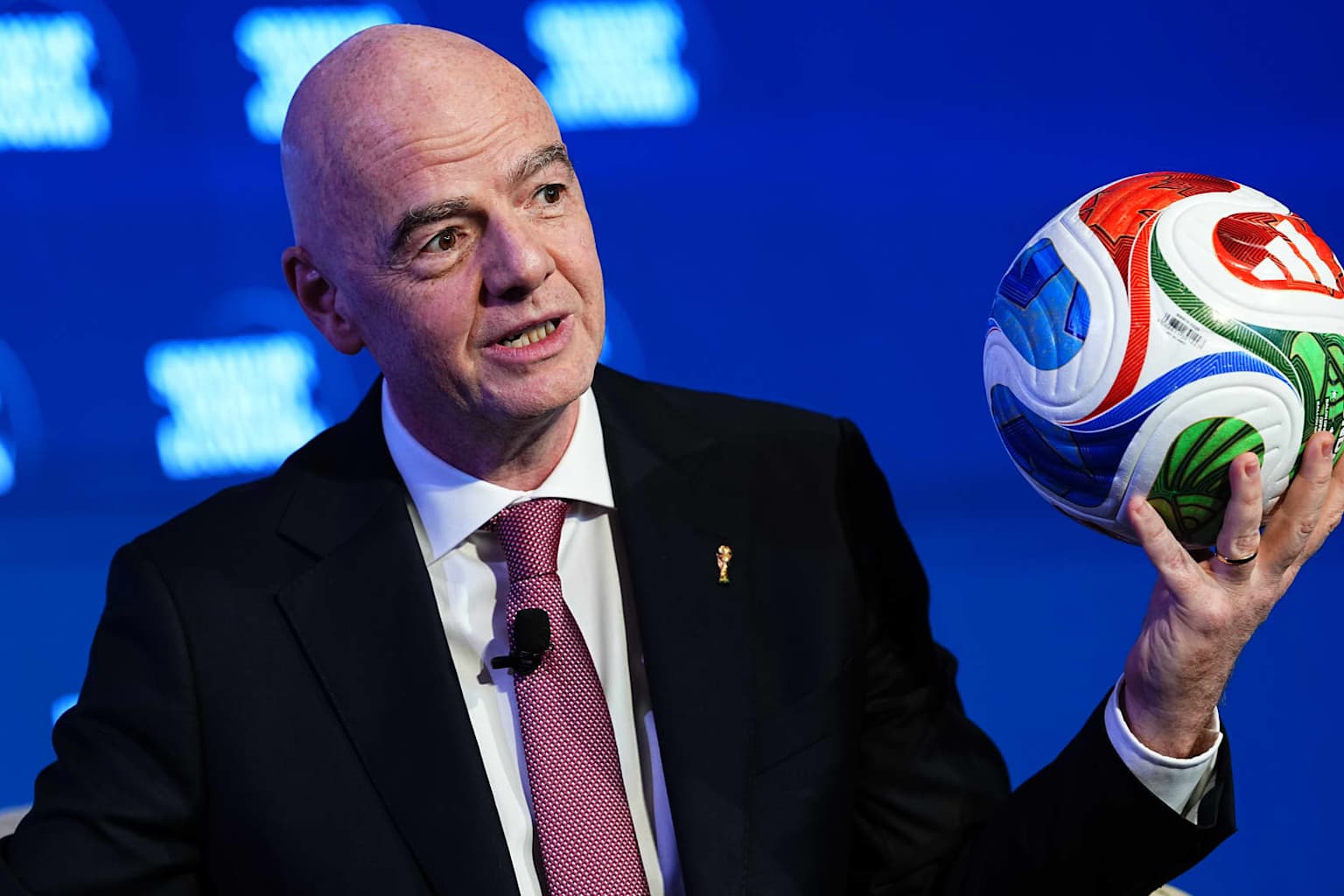 Infantino buscó 250 millones de dólares para el Mundial Sub-15 sin informar al Consejo de la FIFA