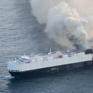 Cargo ship carrying 3,000 Chinese vehicles sinks after fire