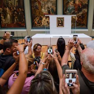 Mona Lisa's New Home