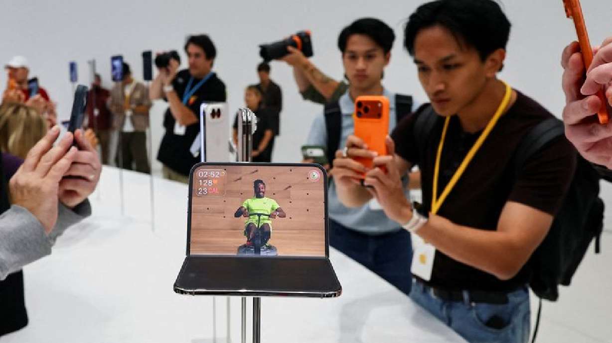El iPhone Duo plegable de Apple llega a las tiendas con poco stock