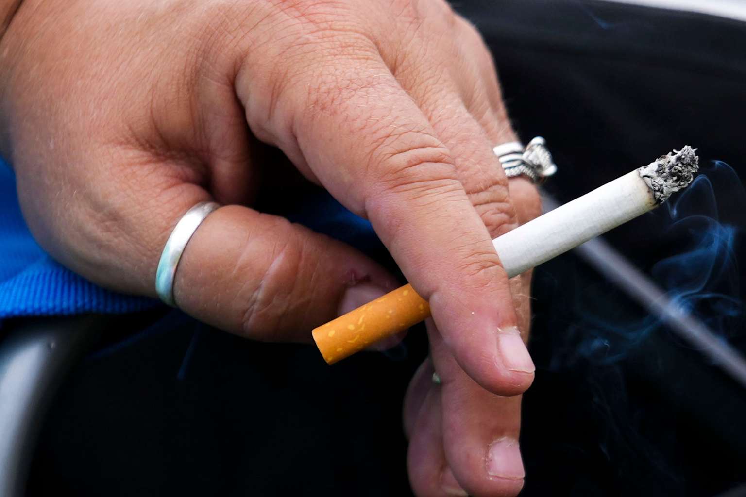 Indiana cigarette tax increase may send smokers out-of-state ...