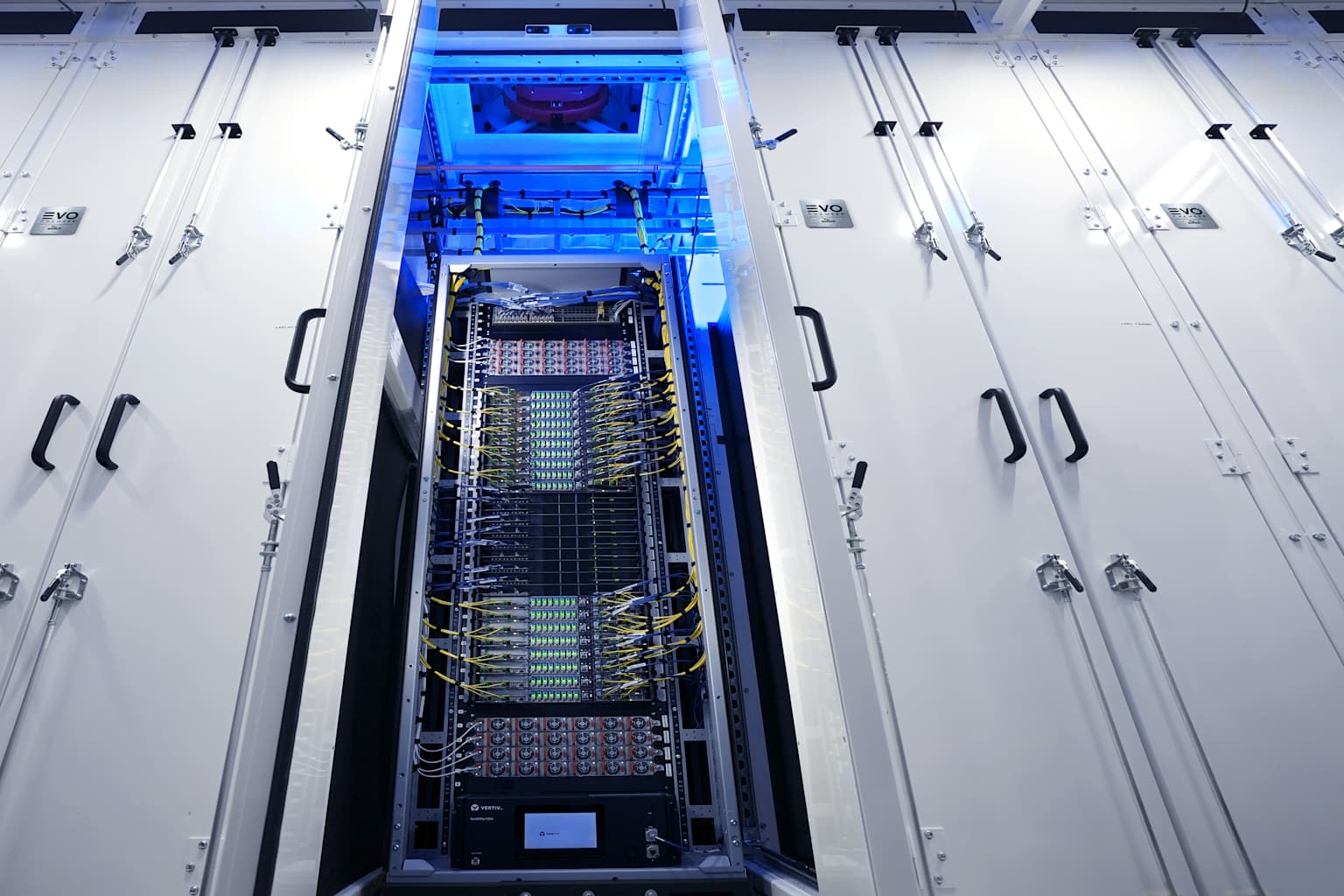 CoreWeave Leads the Way with First NVIDIA GB300 NVL72 Deployment