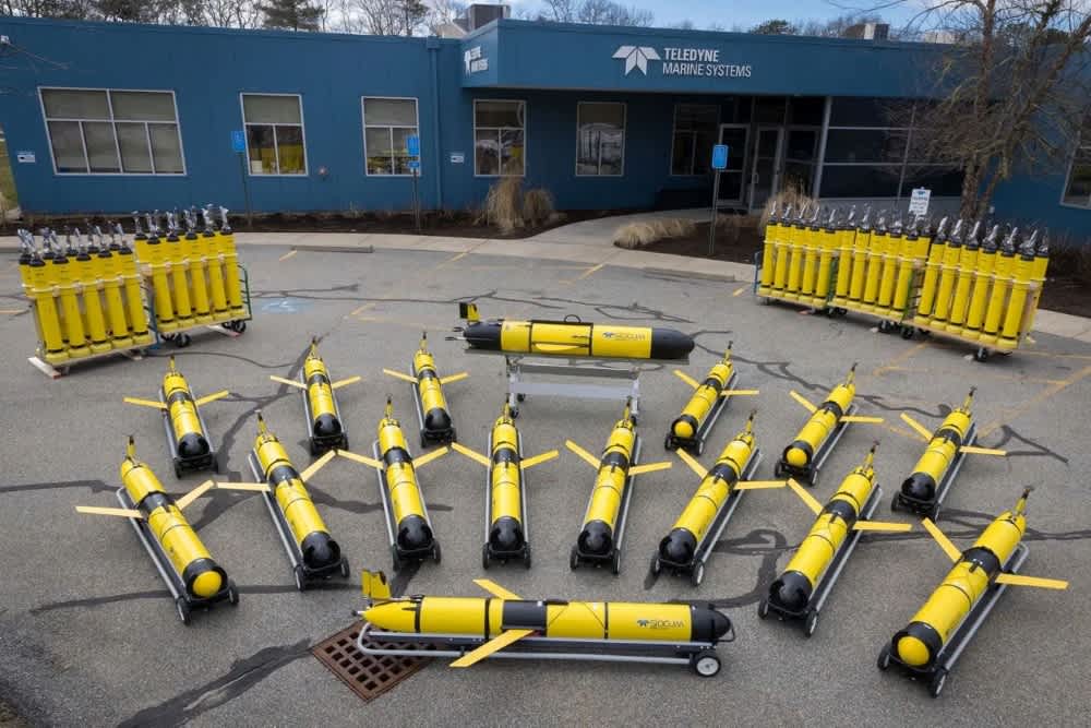 La industria de drones submarinos se dispara mientras las naciones se apresuran a proteger los cables submarinos