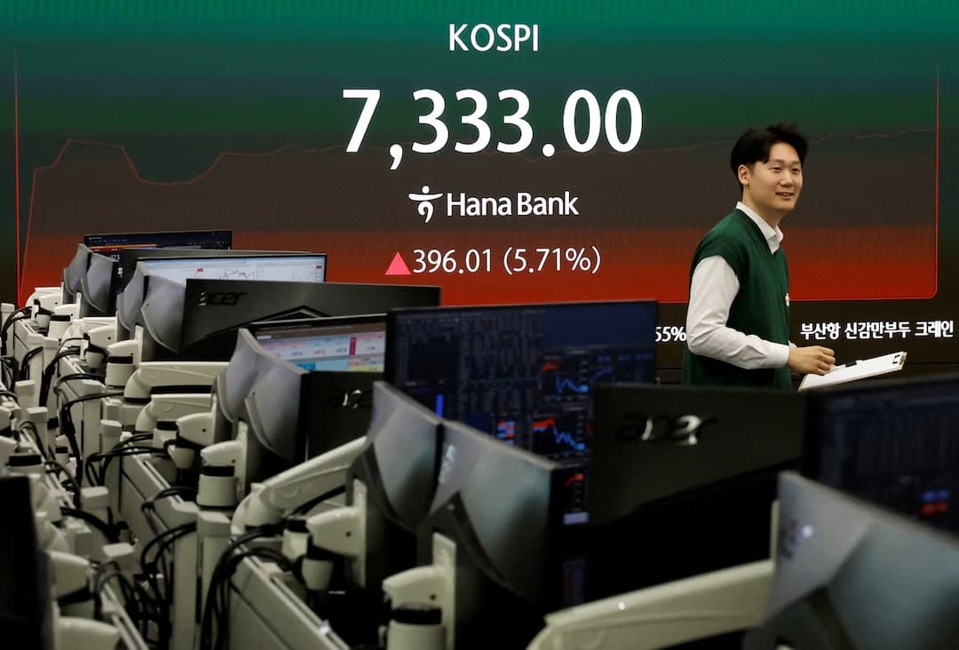 Asian stocks hit records as U.S.-Iran deal hopes sink oil