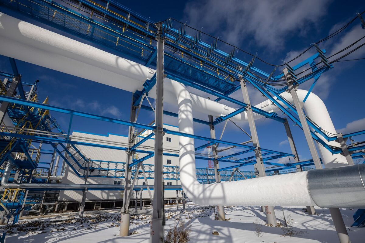 Russia and China Sign Major Deal for New Gas Pipeline