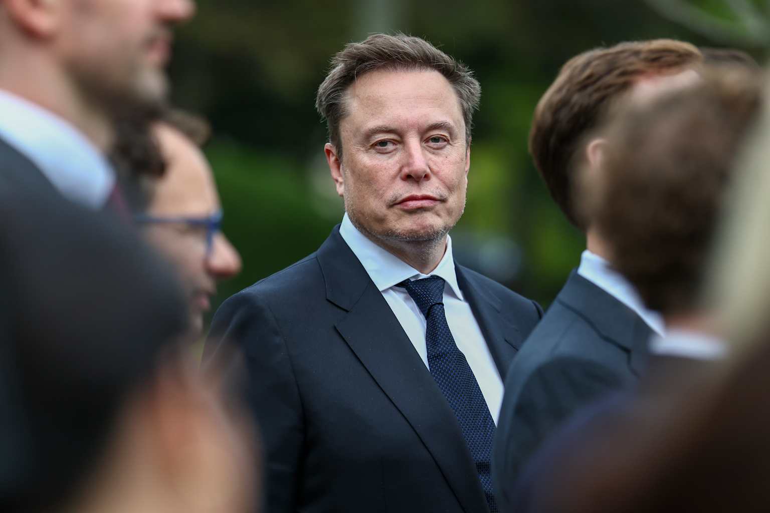Trump niega su participación mientras el WSJ asegura que Musk ordenó limitar Starlink