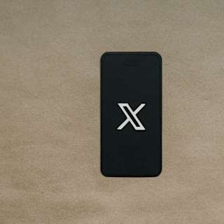X updates developer agreement to prohibit AI model training