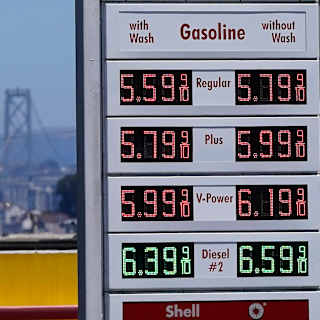 California Democrats target their own climate policy
