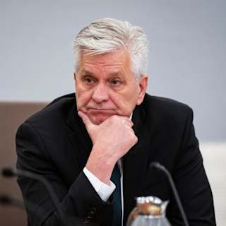 Fed governor pushes for deeper balance sheet cuts