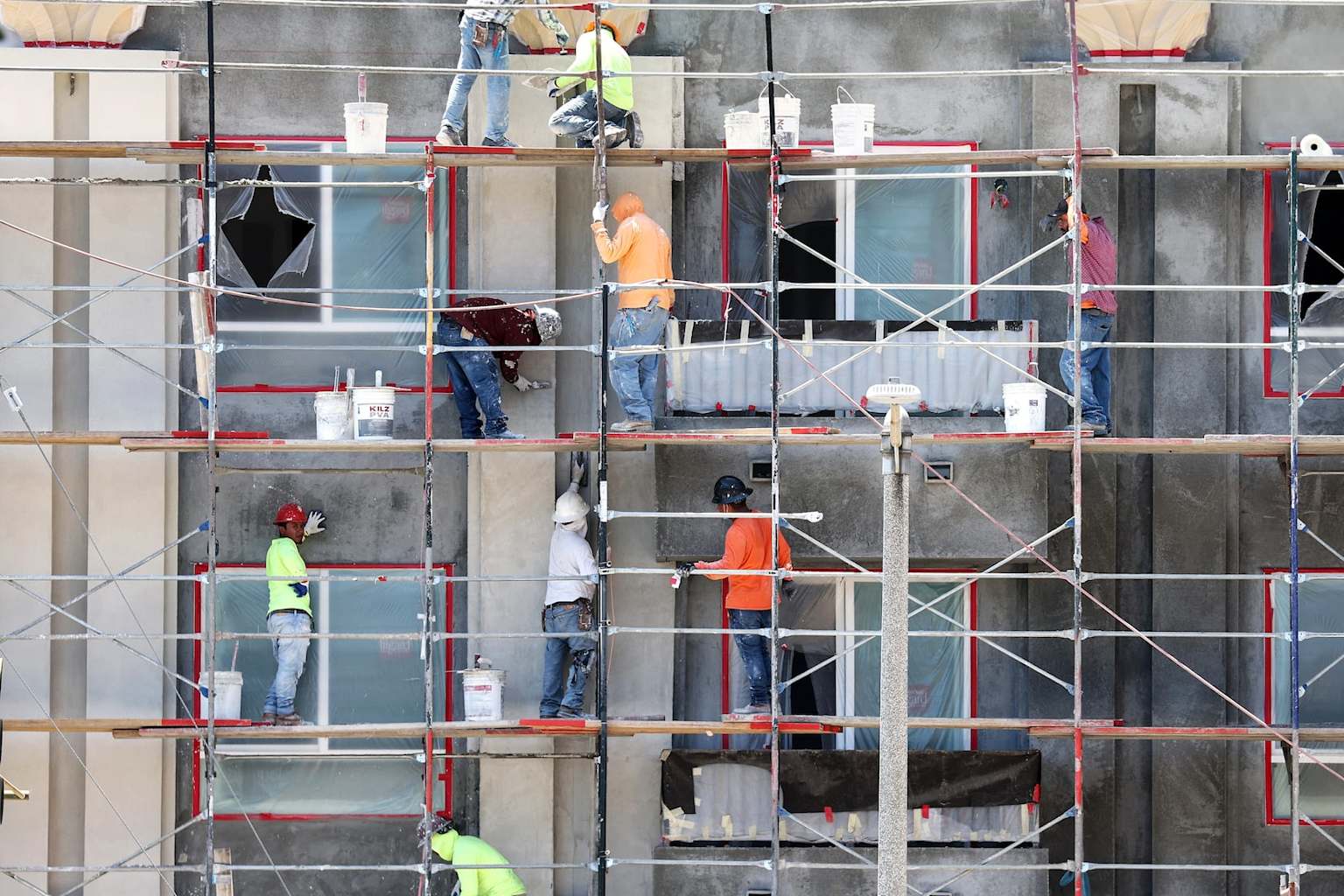 How much the minimum wage will rise in California starting in ...