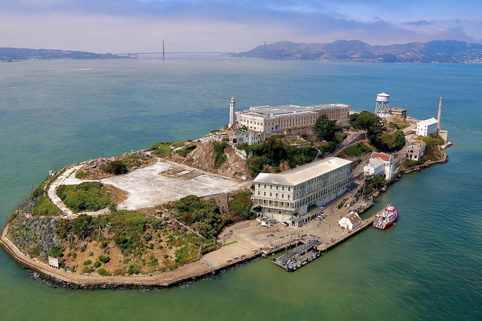 Trump says he will reopen Alcatraz prison