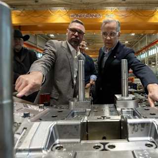 Carney huddles with auto CEOs as tariff deadline looms