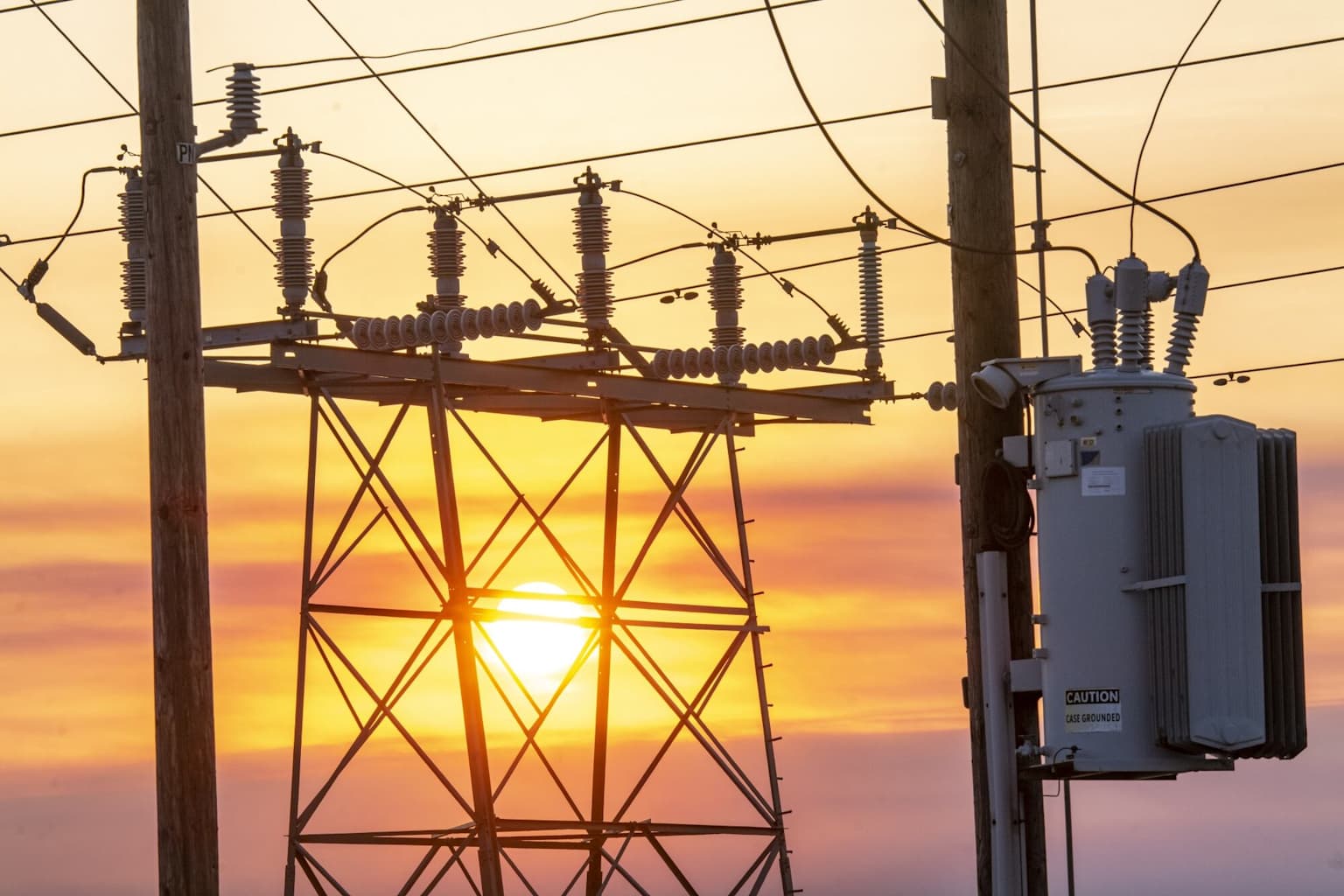Georgia Power agrees to freeze base rates through 2028 – WSB ...