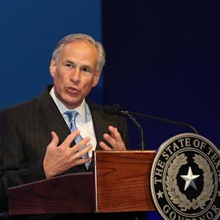 Abbott signs $400M small business tax relief package