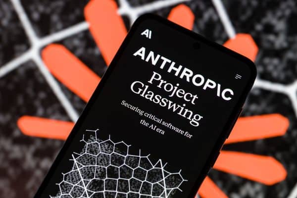 Anthropic afirma que la IA Mythos 5 siguió atacando a desarrolladores reales