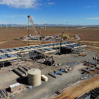 Meta signs 791 MW clean energy deal to power AI expansion