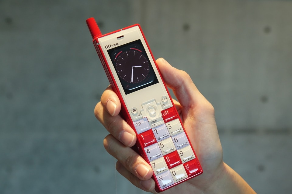Infobar-inspired Apple Watch Case