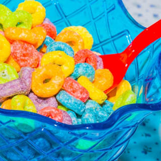 Major food companies race to ditch synthetic dyes