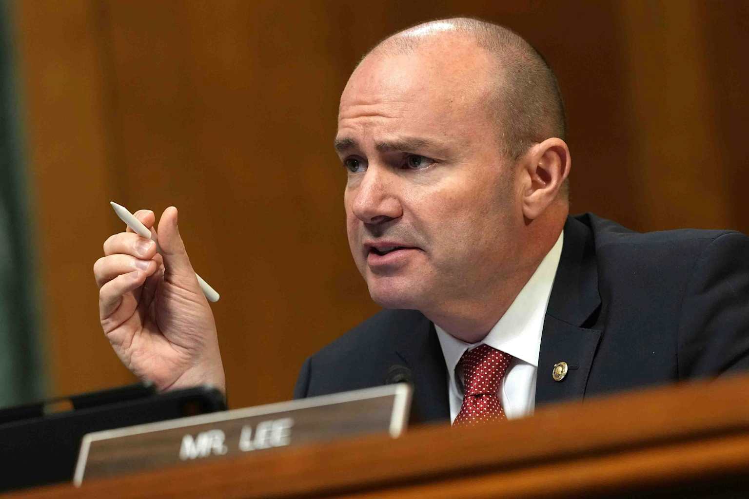 Lee Drops Bid To Sell Public Lands, GOP In Chaos Over ...