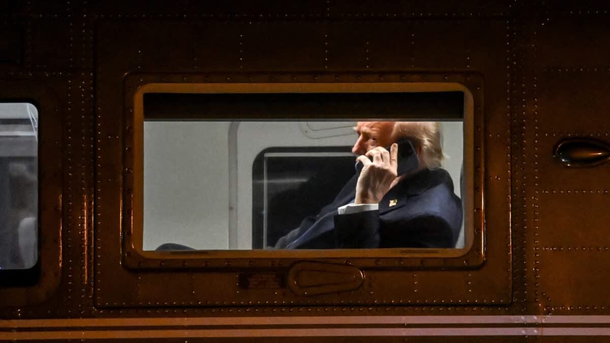 Trump Whines About AT&T Conference Call Glitches: 'Totally ...