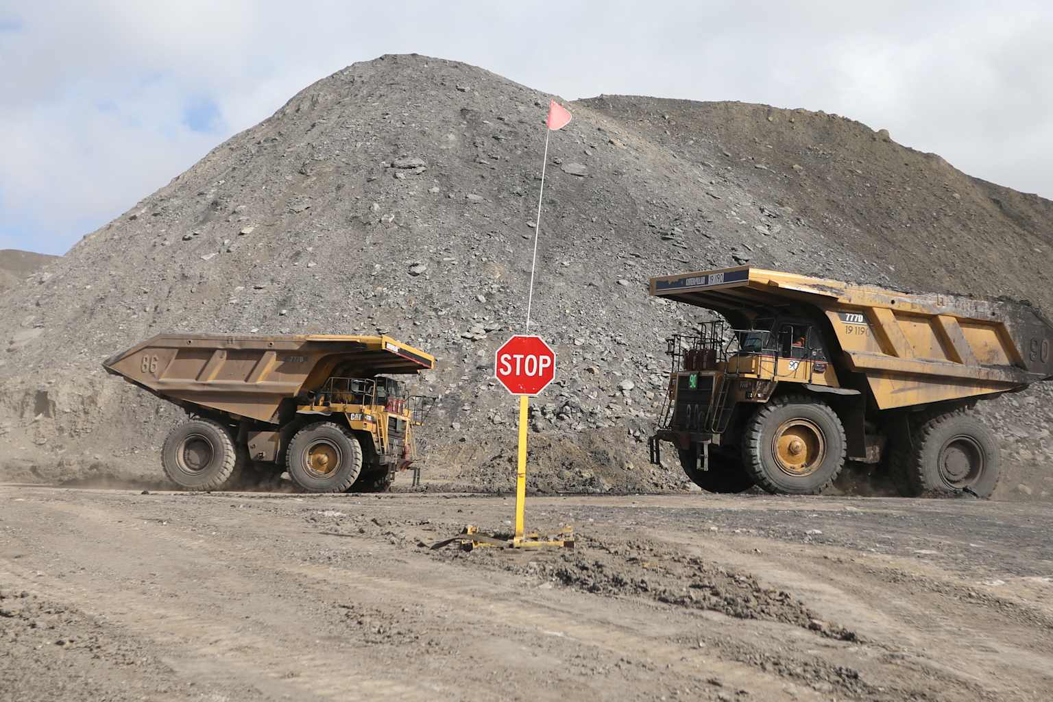 US proposes end to federal coal leasing in Wyoming Powder ...