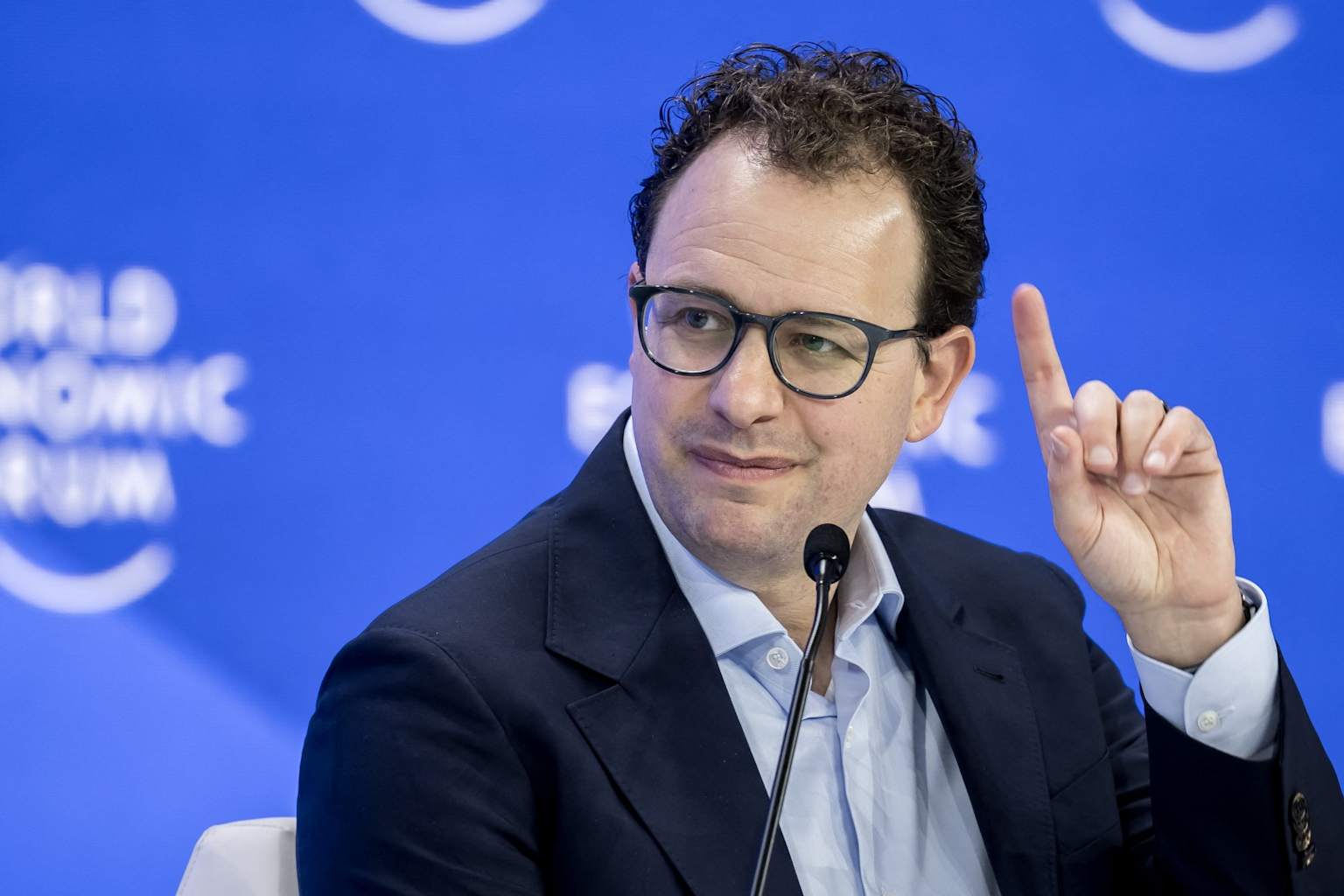 Anthropic CEO: AI will cut 50% of entry-level jobs for Gen Z ...