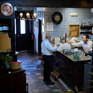 Sobrino de Botín faces challenge as Madrid's oldest restaurant