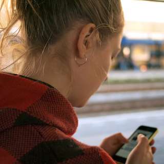 AI companion apps pose “unacceptable risks” to teens, Stanford report finds