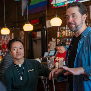 Women's sports bar expands to 4 cities after $1M success