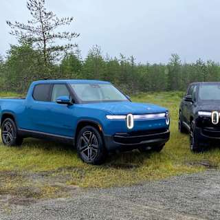Rivian launches 1,025-horsepower quad-motor R1T and R1S