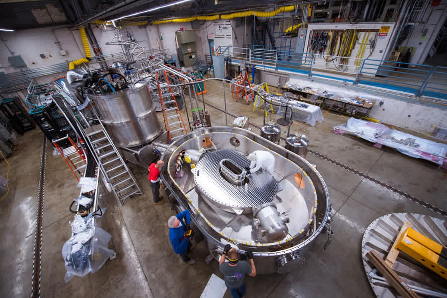 MIT-designed project achieves major advance toward fusion ...