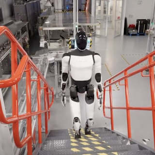 Tesla could save $2.5B annually with robot workers