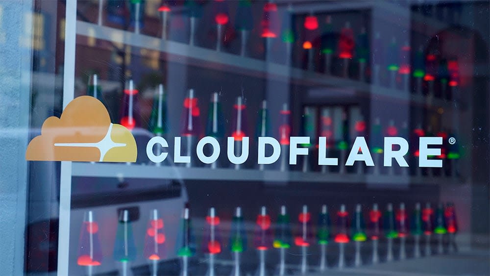 Cloudflare lidera el repunte de las acciones de ciberseguridad tras las fallas de PHP