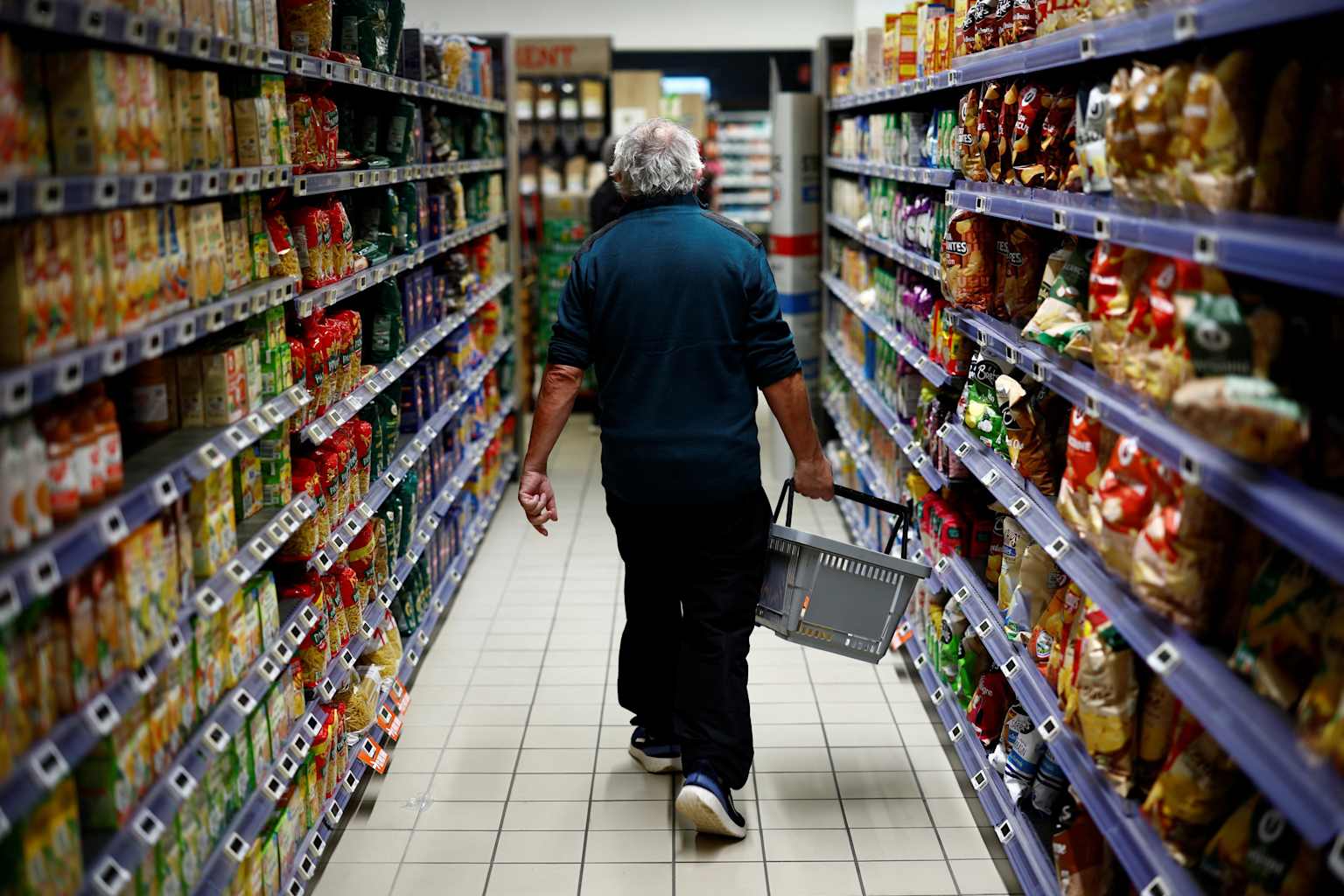 Eurozone retail sales slip in March as Iran war drags fuel demand