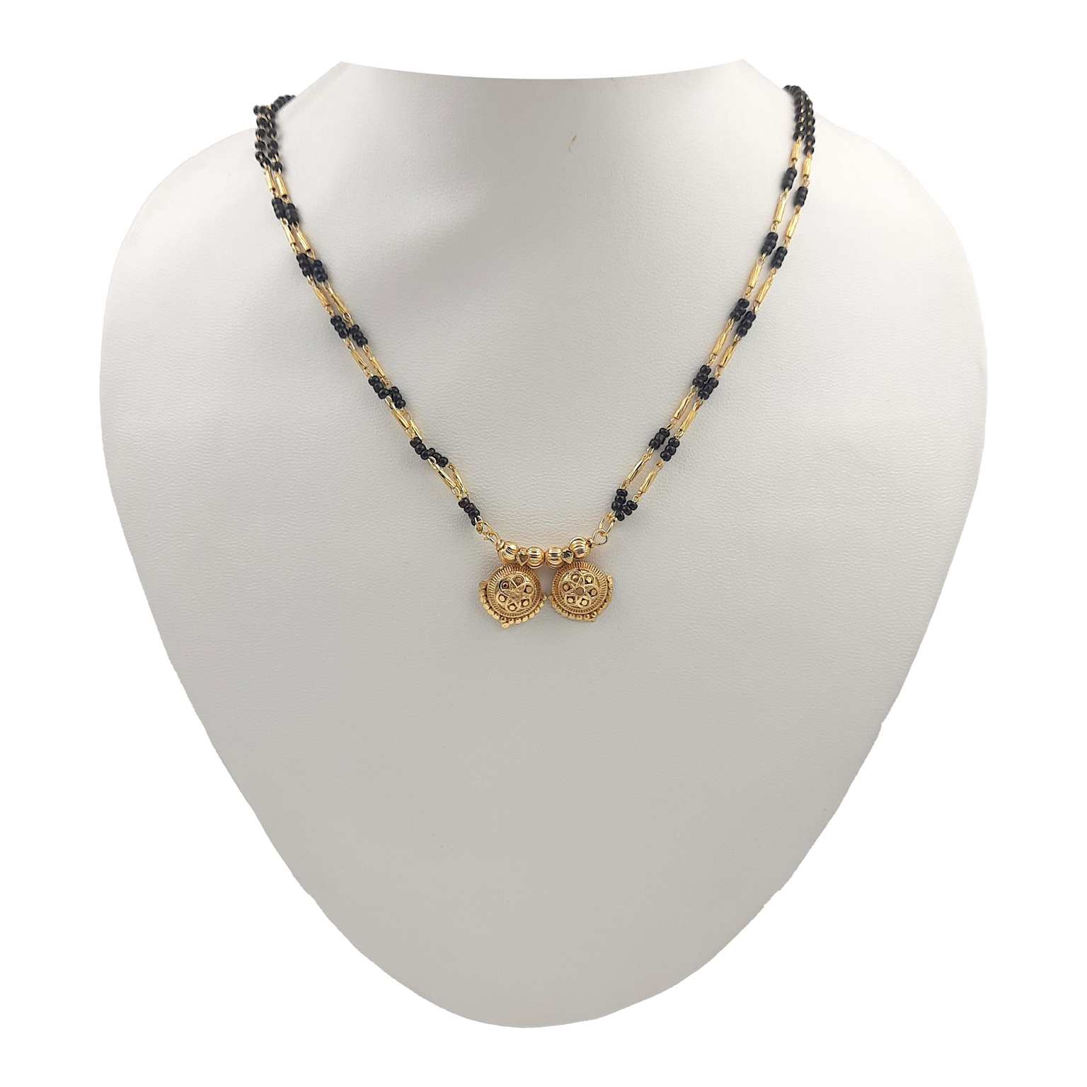 Double-pendant black bead reference