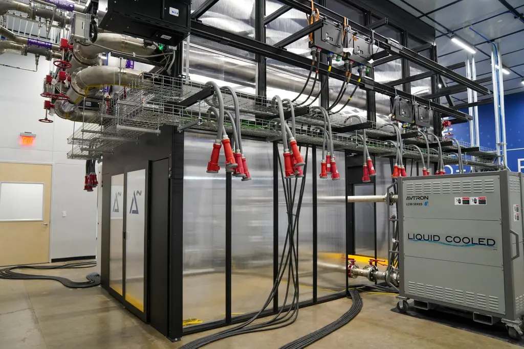 Data center power and cooling infrastructure