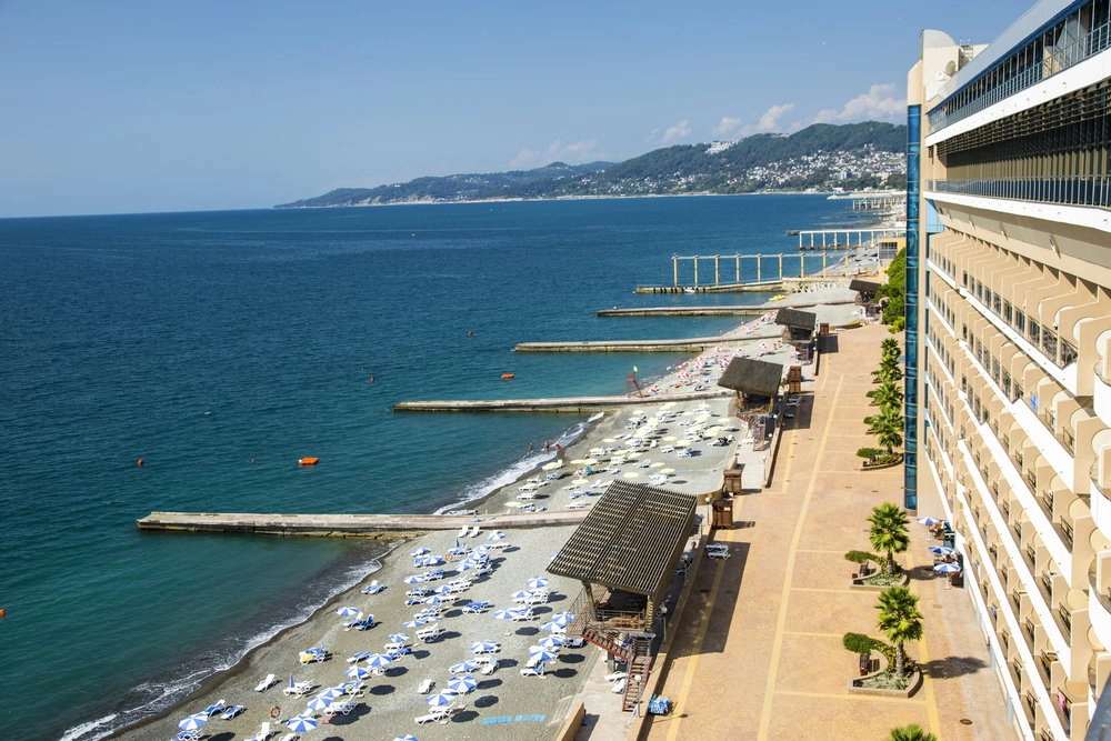 Санаторий Кристалл — вид с объекта на море