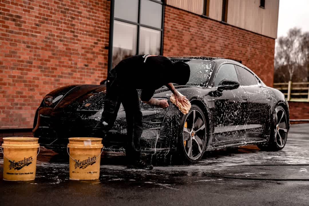 Clean Bros - voiture qui se fait laver