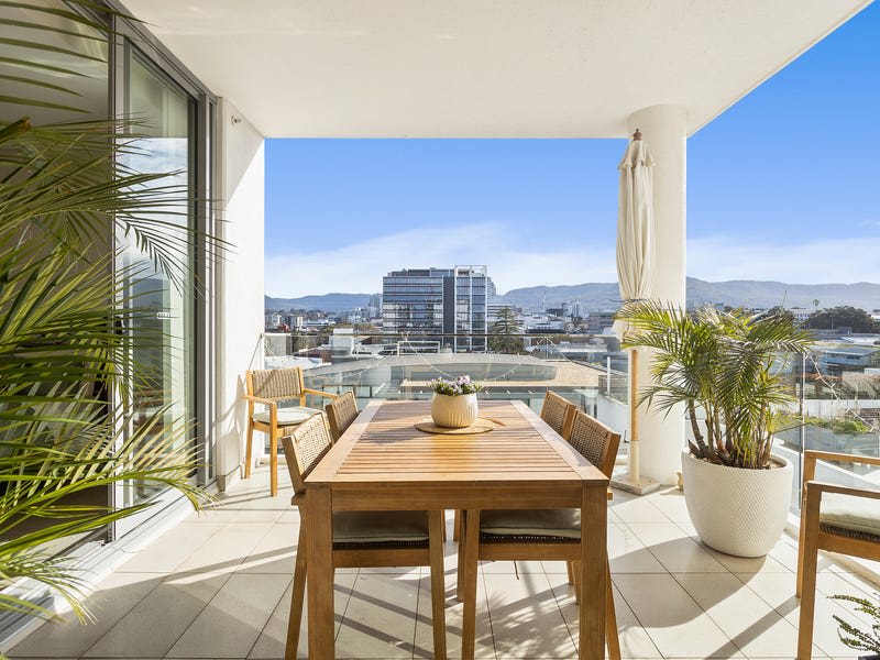 Balcony overlooking Wollongong city