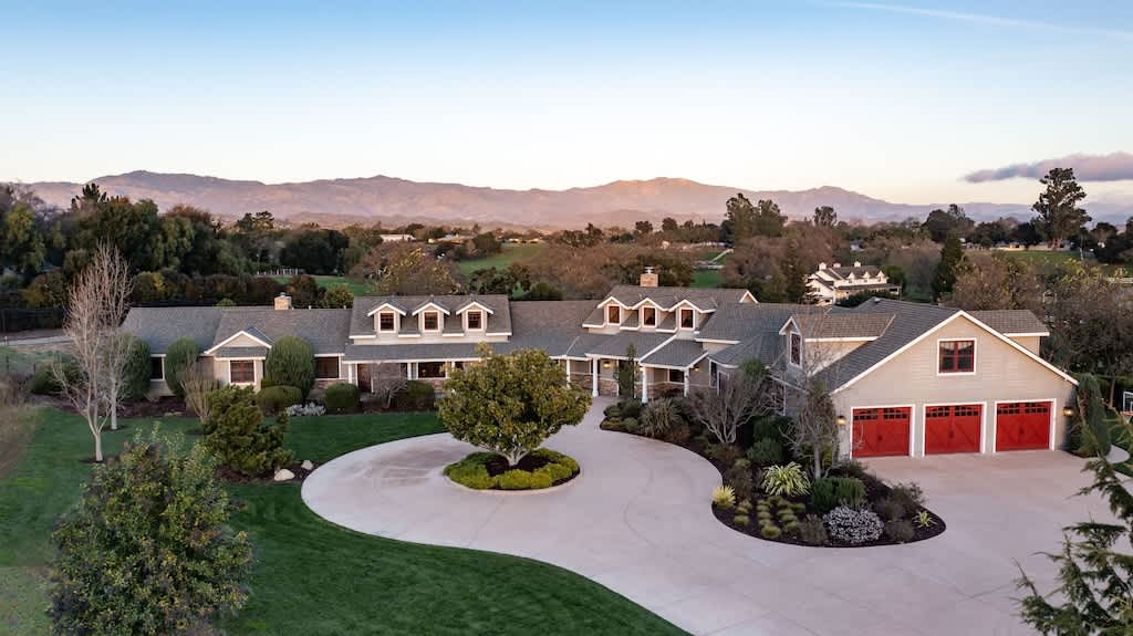 Santa Ynez estate with mountains in the background