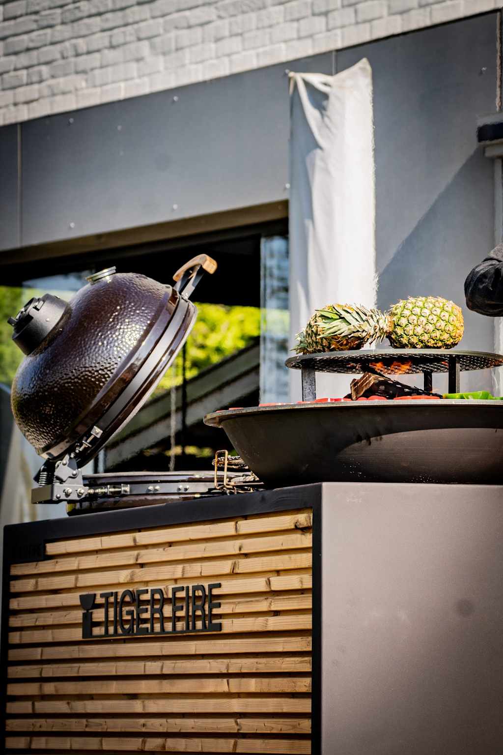 Tiger Fire plancha barbecue buiten