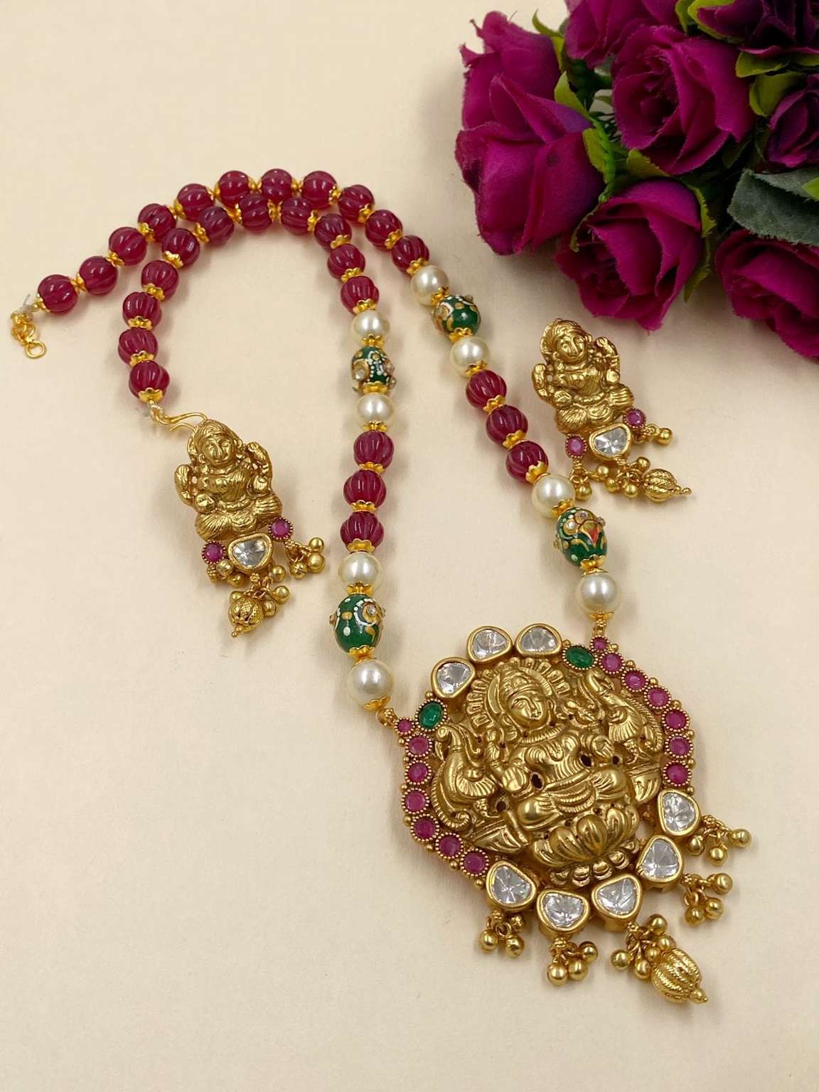 Artisan Meenakshi Devi