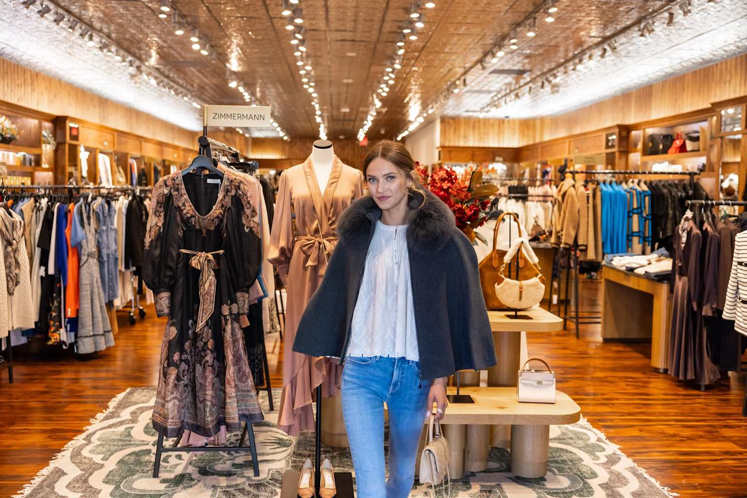 Aura Athens boutique — γυναικεία ρούχα Αθήνα